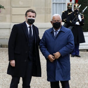 Le président de la république, Emmanuel Macron reçoit Antonio Costa, Premier ministre du Portugal pour un déjeuner de travail au palais de l'Elyséeà Paris. Le 16 décembre 2020. © Stéphane Lemouton / Bestimage 