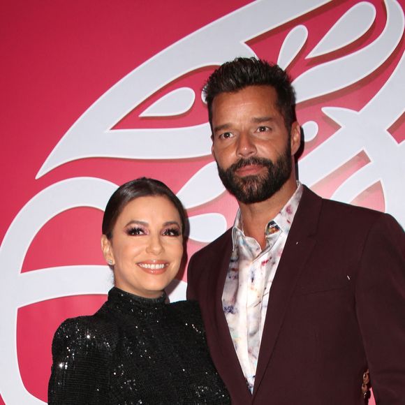Eva Longoria et Ricky Martin au photocall de la soirée "Global Gift Gala" 2019 dans le cadre de la foire d'art contemporain "Art Basel Miami 2019" à l'hôtel Eden-Roc de Miami, le 5 décembre 2019. © Sonia Moskowitz-Globe Photos via Zuma Press/Bestimage