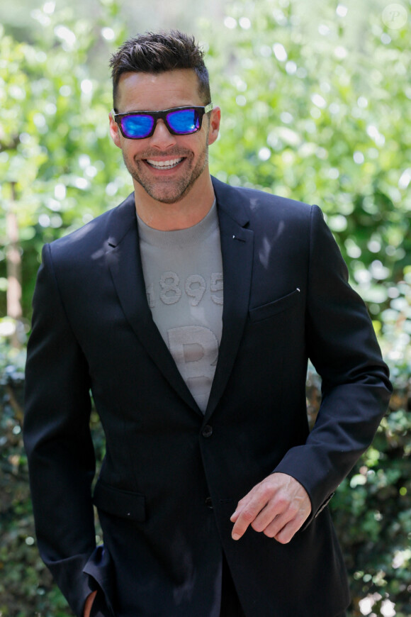 Ricky Martin - Arrivées au défilé de mode Hommes printemps-été 2020 "Berluti" à Paris. Le 21 juin 2019 © Veeren Ramsamy-Christophe Clovis / Bestimage 