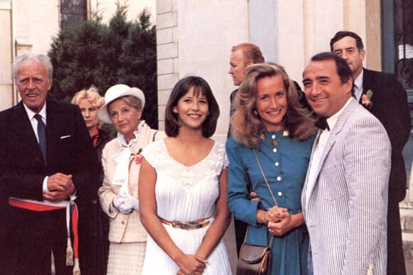 Sophie Marceau, Brigitte Fossey, Claude Brasseur sur le tournage du film "La Boom 2" en 1982.
