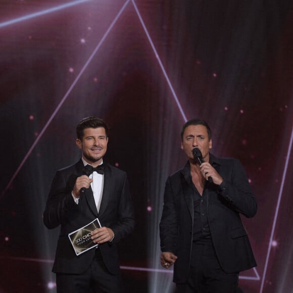 Exclusif - Vincent Niclo et Dany Brillant - Enregistrement de l'émission "300 Choeurs chantent pour les Fêtes", qui sera diffusée le 24 décembre sur France 3, à Paris. Le 14 septembre 2020 Vincent Niclo est le présentateur et l'animateur de cette émission. © Tiziano Da Silva / Bestimage 