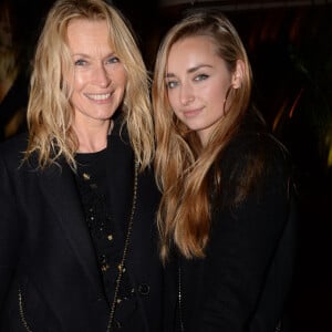 Exclusif - Estelle Lefébure et sa fille Emma Smet à l'after-party du film "Holy Lands" au restaurant le Beefbar (Rue Marbeuf dans le 8ème arrondissement) à Paris, France, le 4 décembre 2018. © Rachid Bellak/Bestimage 