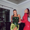 Kim Kardashian et sa petite soeur Kylie Jenner fêtent Noël. Décembre 2020.