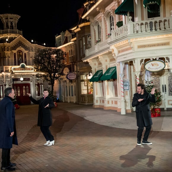 Exclusif - Nikos Aliagas, Fauve Hautot, Amir Haddad - Enregistrement de l'émission "Toute la musique qu'on aime" à Disneyland Paris, qui sera diffusée sur TF1 le 31 décembre © Cyril Moreau / Bestimage