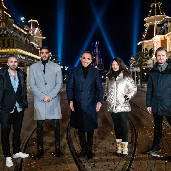 Exclusif - Nikos Aliagas, Julien Arruti, Tarek Boudali, Vanessa Guide, Philippe Lacheau - Enregistrement de l'émission "Toute la musique qu'on aime" à Disneyland Paris, qui sera diffusée sur TF1 le 31 décembre © Cyril Moreau / Bestimage