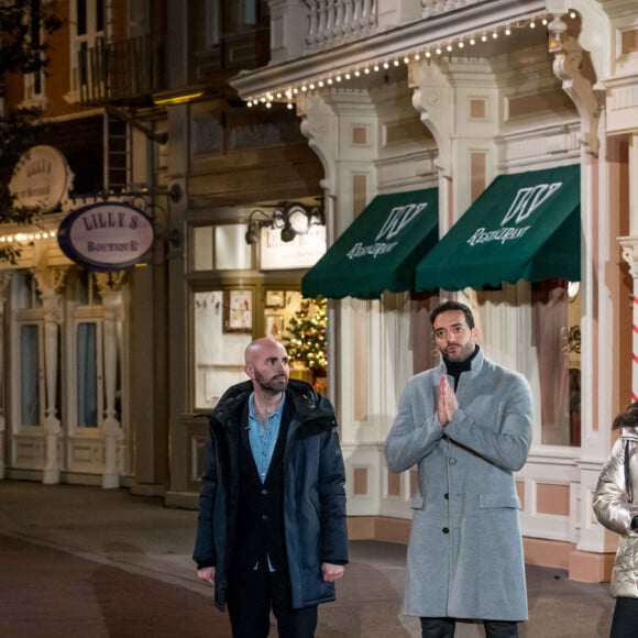 Exclusif - Nikos Aliagas, Julien Arruti, Tarek Boudali, Vanessa Guide, Philippe Lacheau - Enregistrement de l'émission "Toute la musique qu'on aime" à Disneyland Paris, qui sera diffusée sur TF1 le 31 décembre © Cyril Moreau / Bestimage