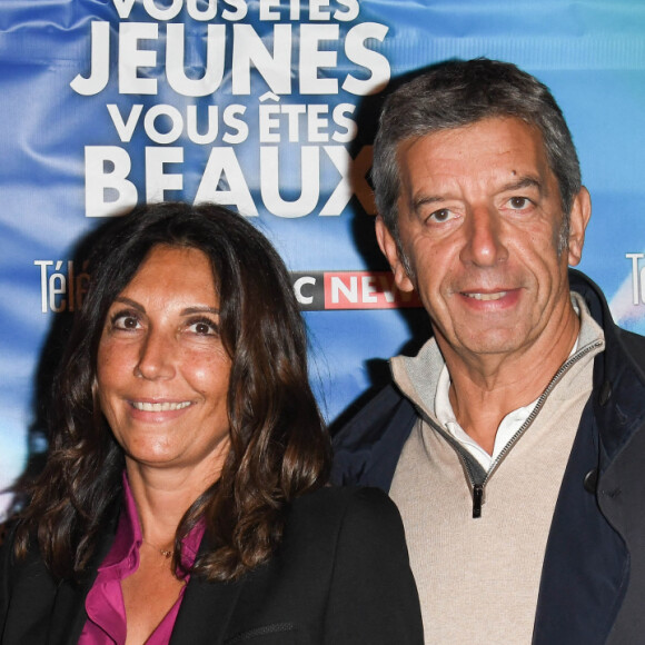 Michel Cymes et sa femme Nathalie - Avant-première du film "Vous êtes jeunes, vous êtes beaux" au cinéma Gaumont Opéra à Paris, le 23 septembre 2019. © Coadic Guirec/Bestimage 