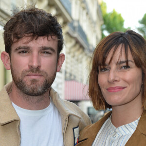 Fauve Hautot et son compagnon Jules Renault - Photocall de la premiére du spectacle "Bionic Showgirl" avec V. Modesta au Crazy Horse à Paris le 3 juin 2019. © Veeren/Bestimage