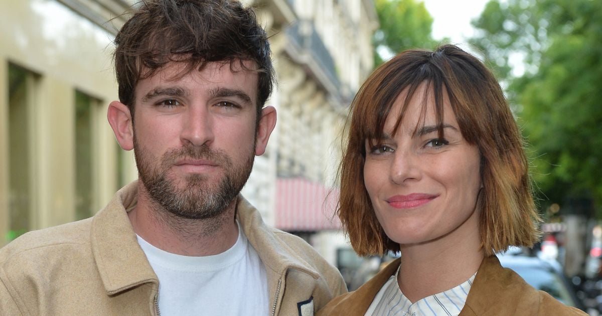 Isabelle Nrj Et Son Mari Se Separe Fauve Hautot et son compagnon Jules Renault - Photocall de la premiére