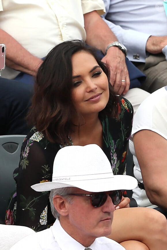 Valérie Bègue (Miss France 2008) en tribune lors des internationaux de tennis de Roland Garros le 28 mai 2018. © Dominique Jacovides-Cyril Moreau / Bestimage 