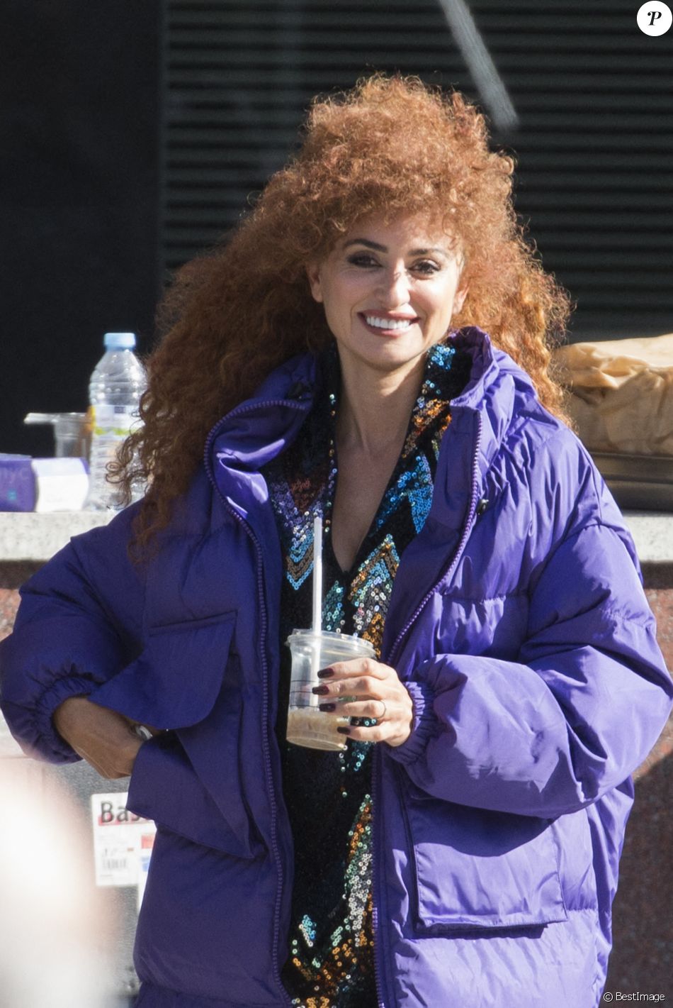 Exclusif - Penélope Cruz, Antonio Banderas et Irene Escolar sur le tournage du film "Compétition officielle" à Madrid. Le 25 septembre 2020.
