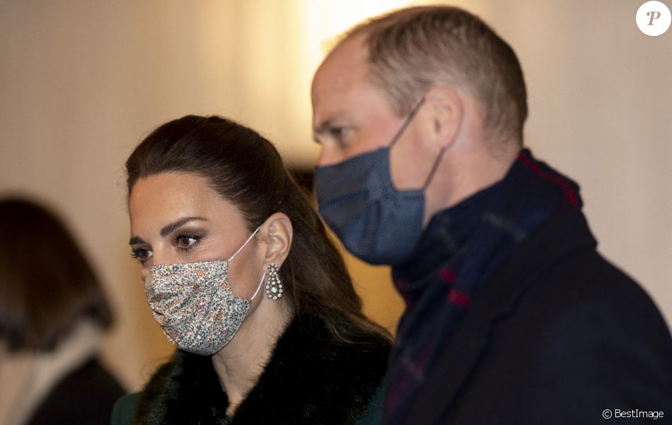 Catherine Kate Middleton, duchesse de Cambridge, le prince William, duc de Cambridge - La famille royale se réunit devant le chateau de Windsor pour remercier les membres de l'Armée du Salut et tous les bénévoles qui apportent leur soutien pendant l'épidémie de coronavirus (COVID-19) et à Noël. Le 8 décembre 2020.