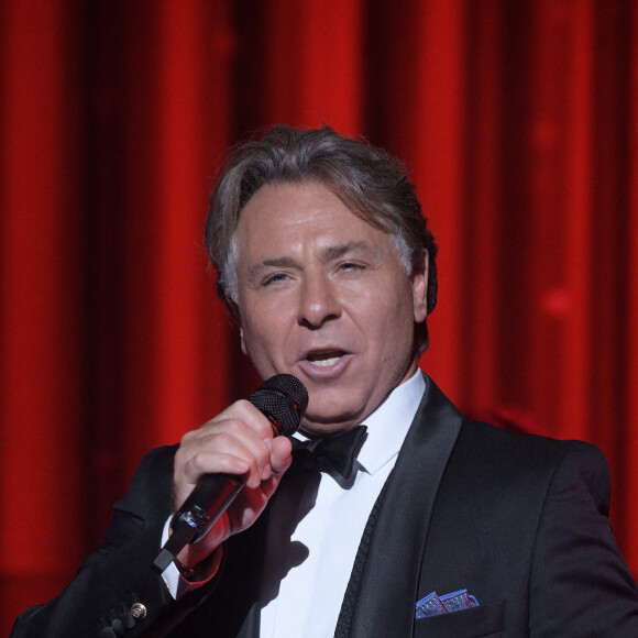 Exclusif - Roberto Alagna - Enregistrement de l'émission "300 Choeurs chantent pour les Fêtes", diffusée sur France 3, à Paris. Le 14 septembre 2020. © Tiziano Da Silva / Bestimage