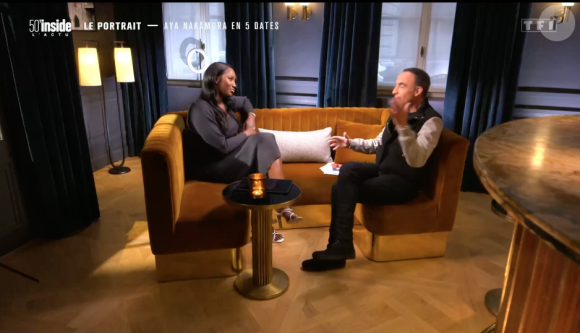 Aya Nakamura et Nikos Aliagas le 16 janvier 2021 sur TF1 dans l'émission "50 Mn Inside".