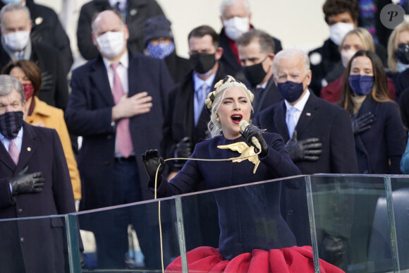 Lady Gaga chante lors de la cérémonie d'investiture du 46ème président des Etats-Unis, Joe Biden, au Capitole à Washington. Le 20 janvier 2021 © Chris Kleponis - Cnp / Zuma Press / Bestimage 