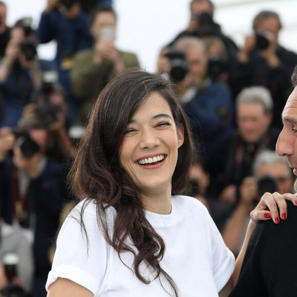 Mélanie Doutey et Gilles Lellouche - Photocall du film "Le grand bain" au 71ème Festival International du Film de Cannes, le 13 mai 2018. © Borde / Jacovides / Moreau / Bestimage 
