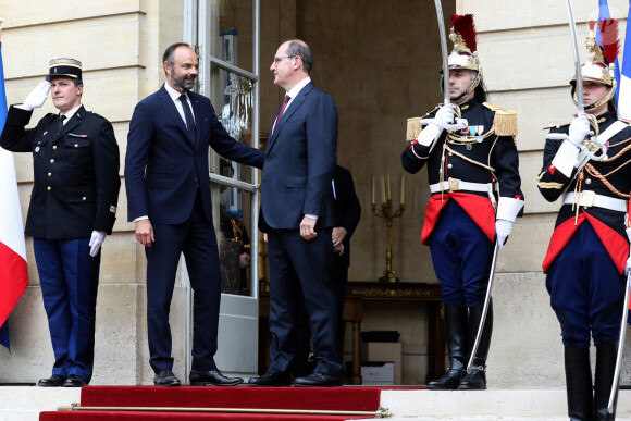 Passation de pouvoir à Matignon entre Edouard Philippe et Jean Castex, nouveau Premier ministre. Paris, le 3 juillet 2020. © Stéphane Lemouton / Bestimage