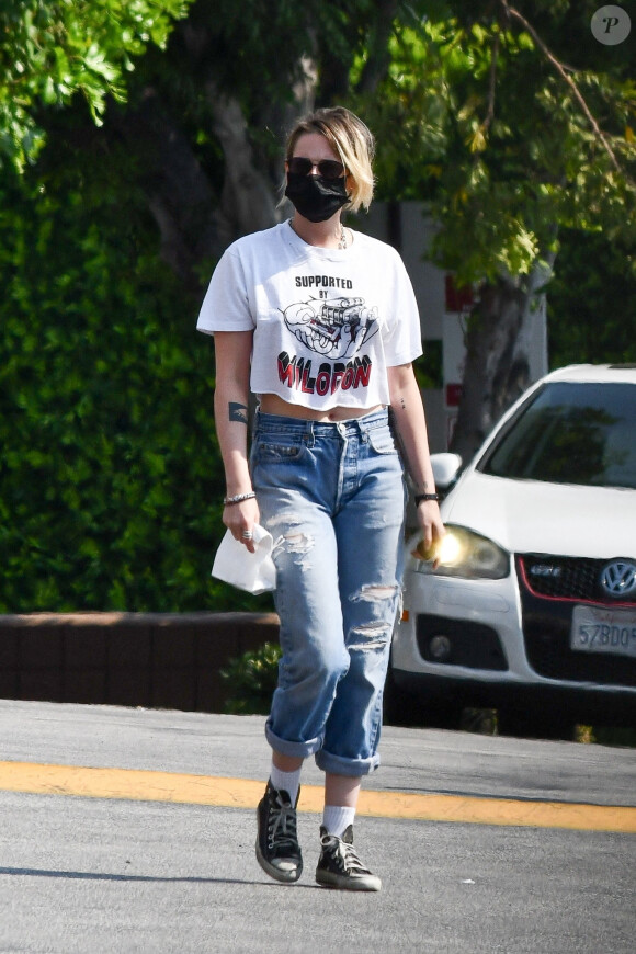 Exclusif - Kristen Stewart à Los Angeles le 17 octobre 2020.
