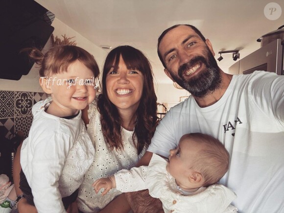 Tiffany, Justin avec Romy et Zélie, le 8 mai 2020 sur Instagram