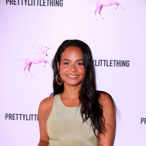 L'actrice américaine Christina Milian se rend au showroom de Pretty Little Thing pour célébrer le mois du patrimoine hispanique à Los Angeles, le 18 septembre 2020.