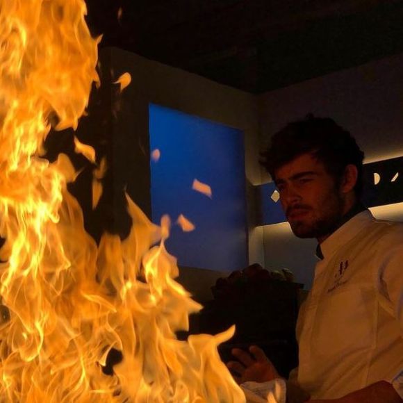 Clément Rémiens lors de l'explosion dans "Ici tout commence"