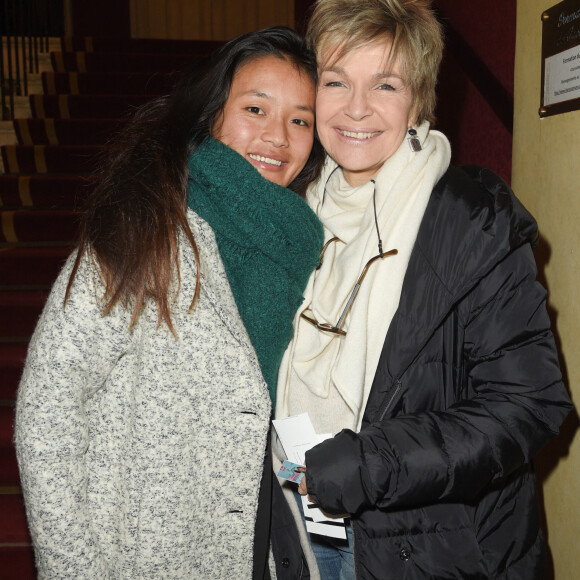 Véronique Jannot et sa fille Migmar Jannot - People à la générale du woman show "Vive Demain !" de Michèle Bernier au théâtre des Variétés à Paris le 28 janvier 2019. © Coadic Guirec/Bestimage