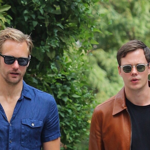 Bill Skarsgård et son frère Alexander Skarsgård sont allés déjeuner ensemble dans le quartier de Downtown East Village à New York, le 9 septembre 2019.