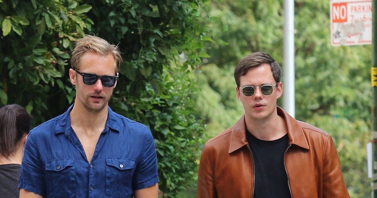 Bill Skarsgård et son frère Alexander Skarsgård sont allés déjeuner ensemble dans le quartier de