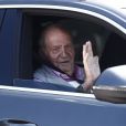 L'ancien roi Juan Carlos I sortant de l'hôpital à Madrid, le 31 août 2019, après un triple pontage coronarien.