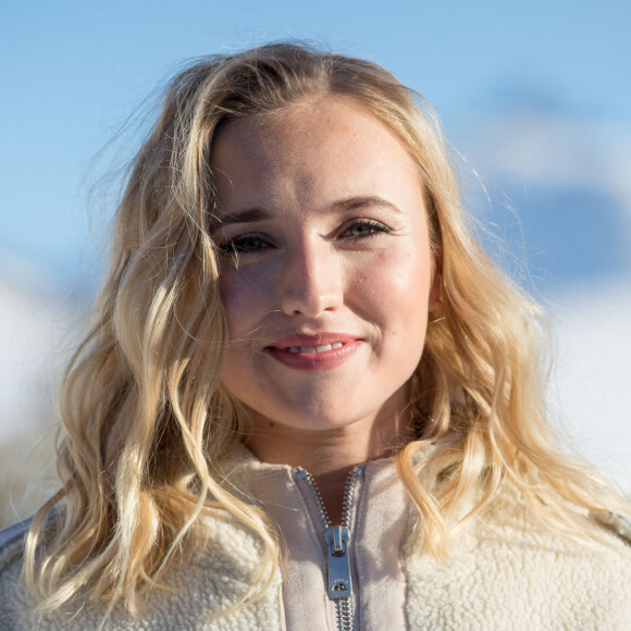 Chloé Jouannet (membre du jury) lors du photocall des membres du Jury le troisième jour de la 23ème édition du festival international du film de comédie l'Alpe d'Huez, Isère, France, le 16 janvier 2020. © Cyril Moreau/Bestimage 