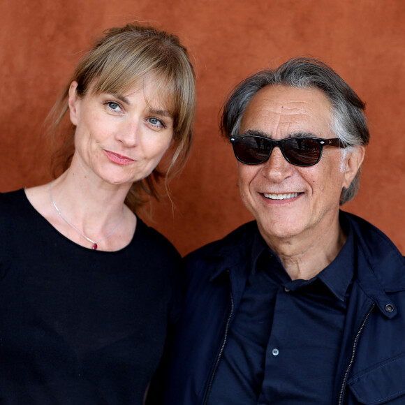 Richard Berry et sa femme Pascale Louange au village lors des internationaux de tennis de Roland Garros à Paris, France, le 4 juin 2019. © Jacovides-Moreau/Bestimage 