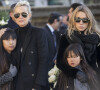 Laeticia Hallyday, ses filles Jade et Joy, Laura Smet devant le cercueil de Johnny Hallyday - Arrivées des personnalités en l'église de La Madeleine pour les obsèques de Johnny Hallyday à Paris.
