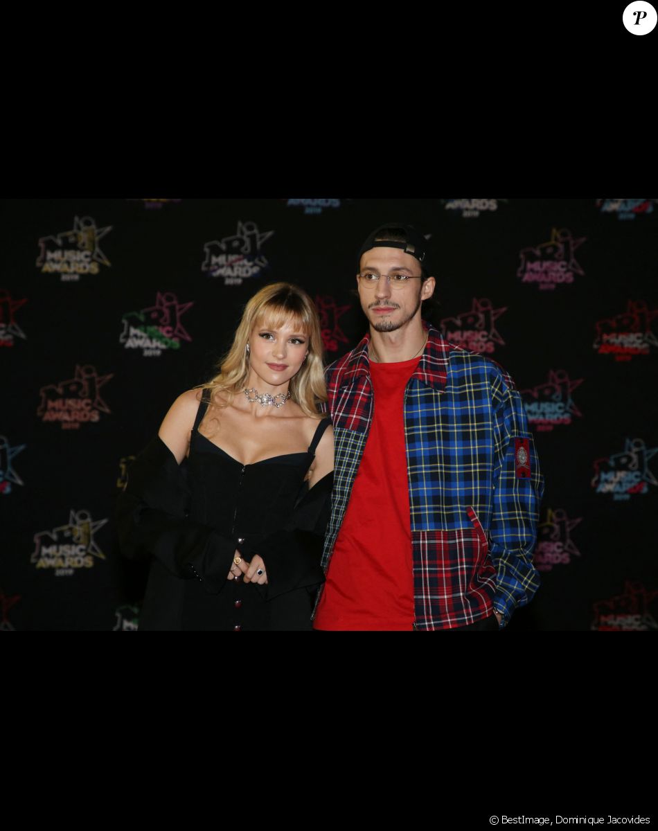 Angèle (Angele Van Laeken) et Roméo Elvis - 21ème édition des NRJ Music Awards au Palais des festivals à Cannes le 9 novembre 2019. © Dominique Jacovides/Bestimage
