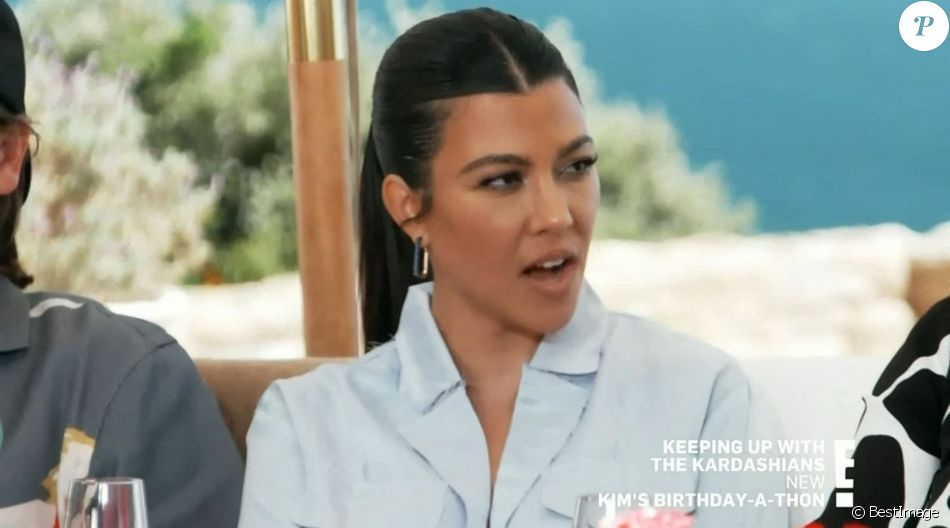 Kim Kardashian a droit à une fête surprise pour son 40e anniversaire, le 21 octobre 2020 à Los Angeles, visible dans l'émission "L'Incroyable Famille Kardashian".