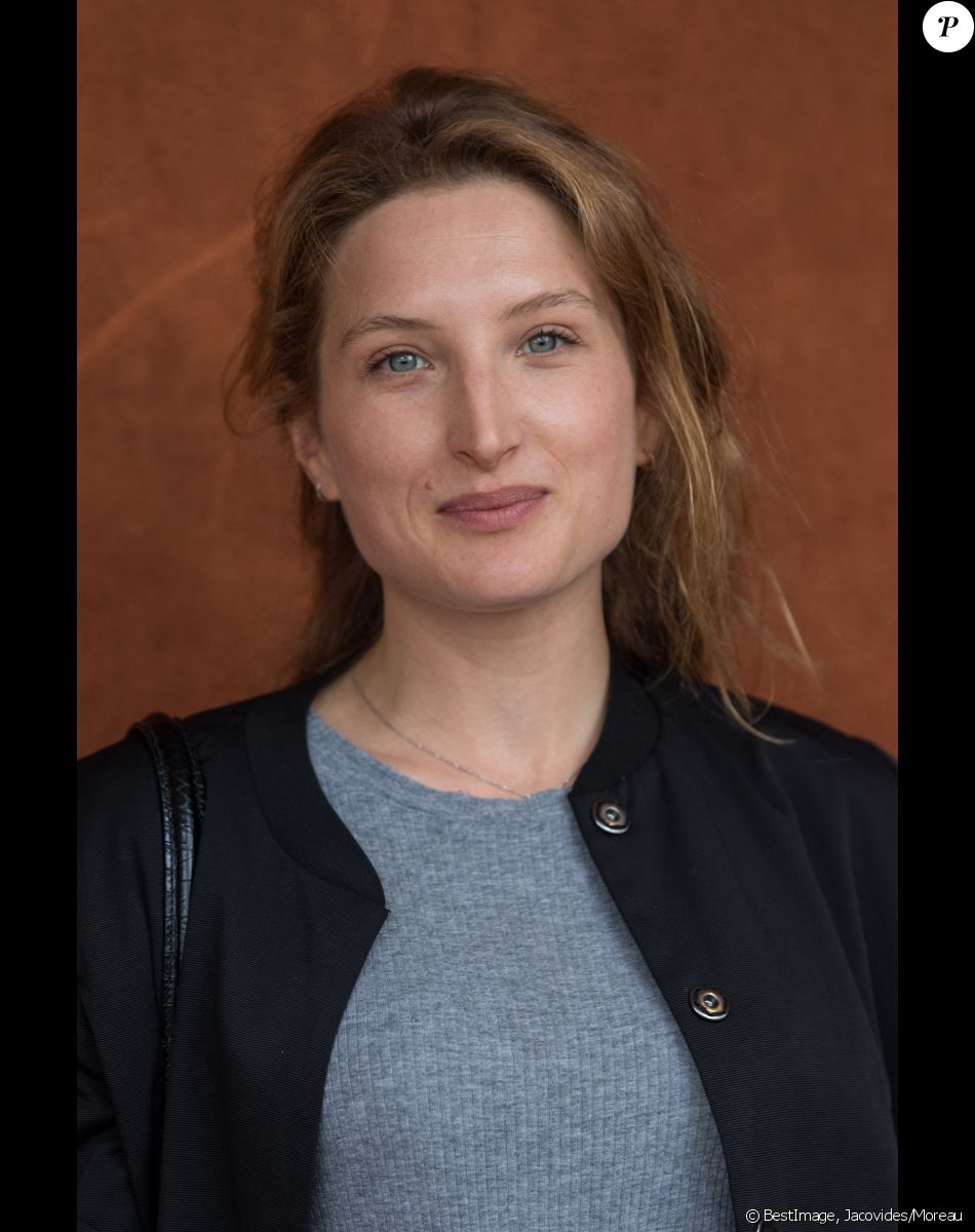 Julia Piaton - Les célébrités au village des Internationaux de Tennis de Roland Garros à Paris, le 10 juin 2018. © Jacovides/Moreau/Bestimage