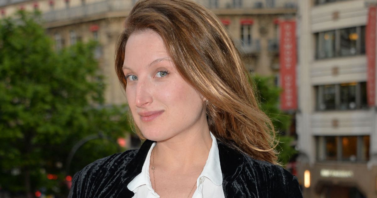 julia piaton enceinte lors de lavant premiere du film jour  au