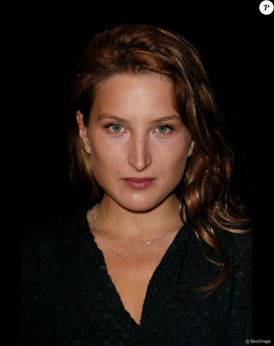 Julia Piaton (fille de Charlotte de Turckheim), membre du jury - Cérémonie d'ouverture du 2ème festival international du film de Saint-Jean-de-Luz le 6 octobre 2015.