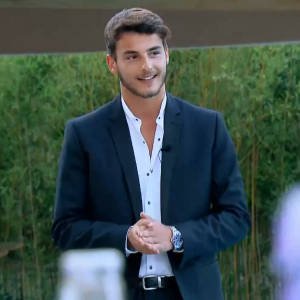 Simon Castaldi dans "Les Princes et les princesses de l'amour" - W9