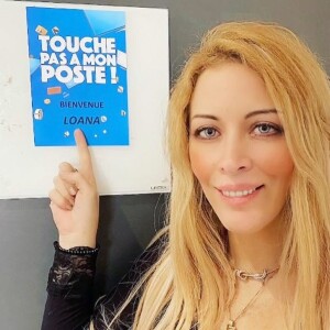 Loana lors de son passage dans "Touche pas à mon poste" (C8) le 9 février 2021.