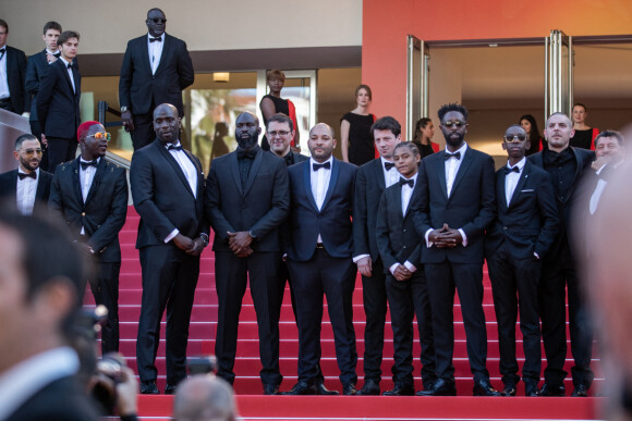 Macha Django (coiffé de cheveux rouges, à gauche) au 72e Festival de Cannes pour le film "Les Misérables". Le 15 mai 2019 © Jacovides-Moreau / Bestimage