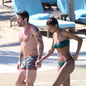 Exclusif – Sonia Rolland et son compagnon Jalil Lespert en vacances amoureuses au Royal Palm à l'île Maurice, le 13 février 2014.