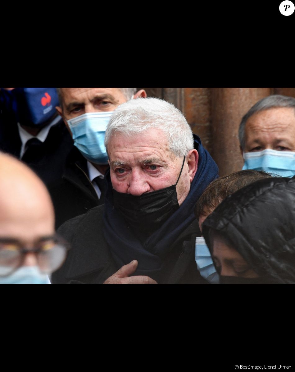 Jean-Marie Dominici (père de Christophe) - Obsèques de Christophe Dominici en l'église Saint-Louis à Hyères. Le 4 décembre 2020. © Lionel Urman / Bestimage