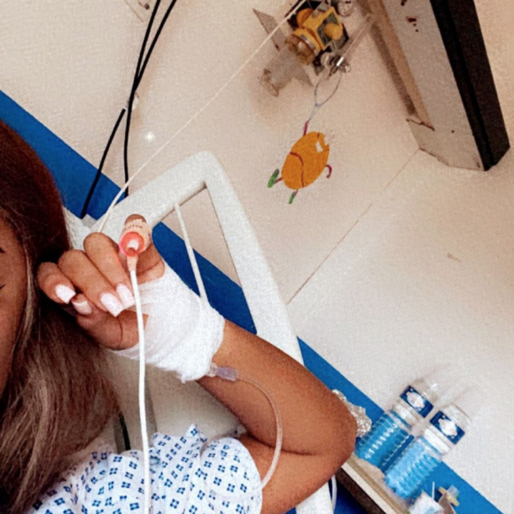 Wejdene, hospitalisée, remercie ses fans pour leur soutien dans sa story Instagram