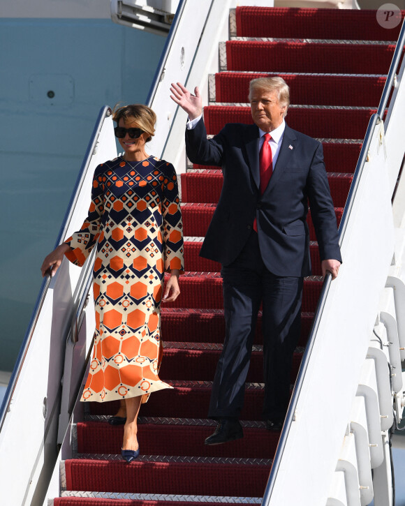 Donald Trump et sa femme Melania - La famille Trump débarque de Air Force One à l'aéroport international de Palm Beach le 20 janvier 2021.