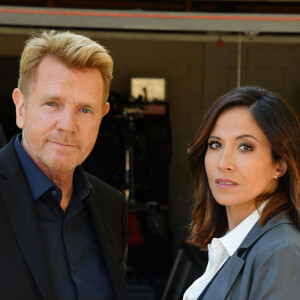 Exclusif - Xavier Deluc et Fabienne Carat durant le premier jour de tournage de la nouvelle saison de la série télévisée diffusée sur TF1 "Section de Recherches", le 9 septembre 2019 au Rouret. © Bruno Bebert / Bestimage 