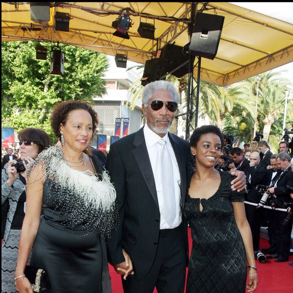 Morgan Freeman pose avec E'Dena Hines, la petite-fille de sa première femme (Jeanette Adair Bradshaw). Cette dernière a été retrouvée morte devant son appartement à New York, très tôt le dimanche le 16 août 2015.