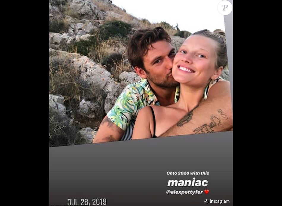 Alex Pettyfer et Toni Garrn vont bientôt devenir parents !