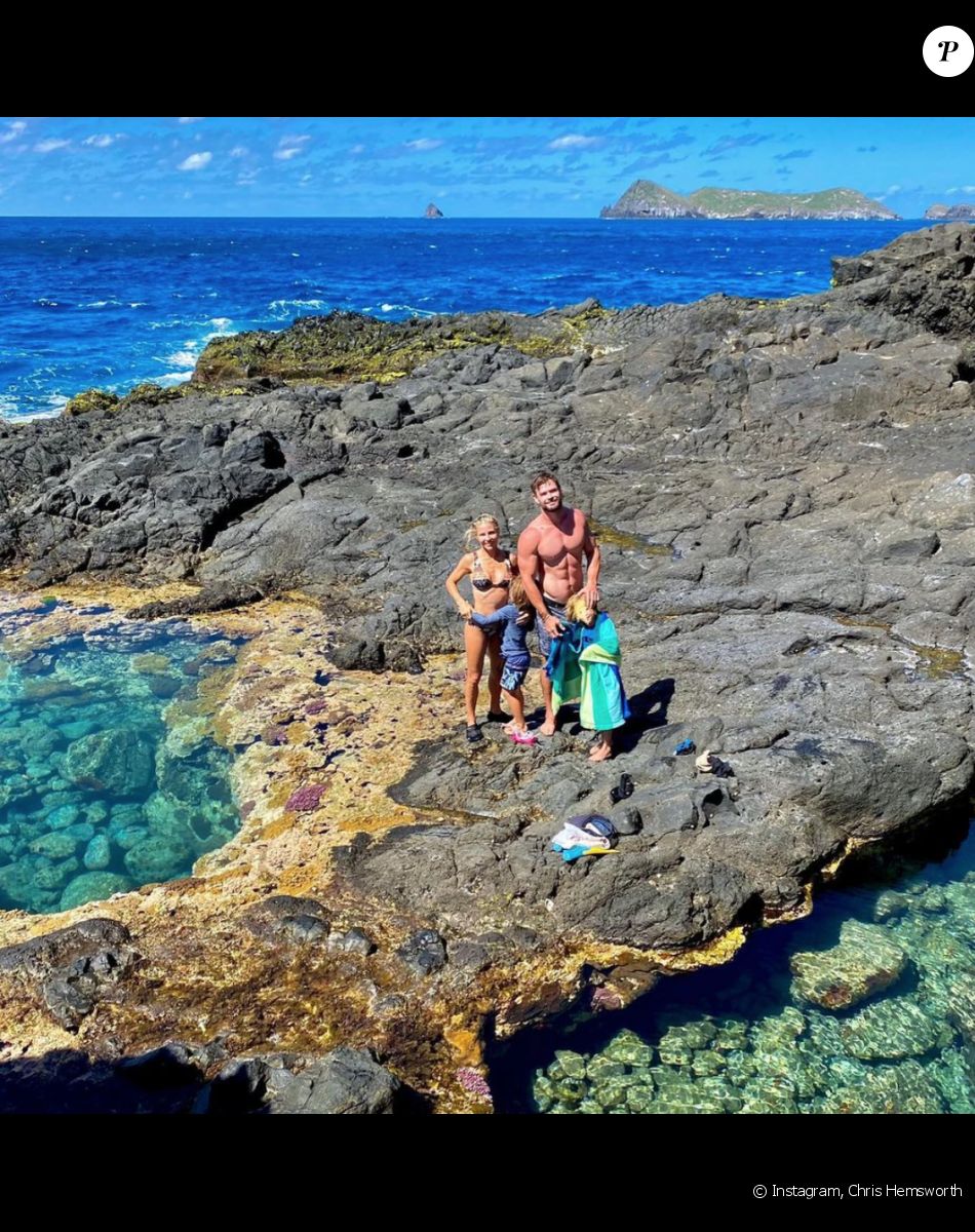 Elsa Pataky, Chris Hemsworth et leurs enfants en vacances sur l'île de Lord Howe, en Australie. Janvier 2021.