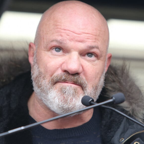 Philippe Etchebest - Rassemblement national des métiers de l'hôtellerie, de la restauration, du tourisme à l'appel de l'UMIH et le GNI à l'esplanade des Invalides à Paris le 14 décembre 2020. © Panoramic / Bestimage