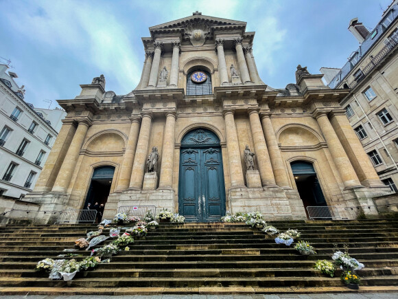 Arrivées aux Obsèques du danseur étoile Patrick Dupond en l'église Saint-Roch à Paris, France, le 11 mars 2021.
